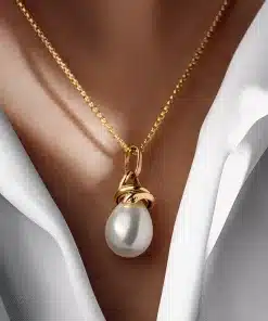 آویز مار و مروارید