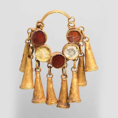 گوشواره طلا دوره اشکانیان