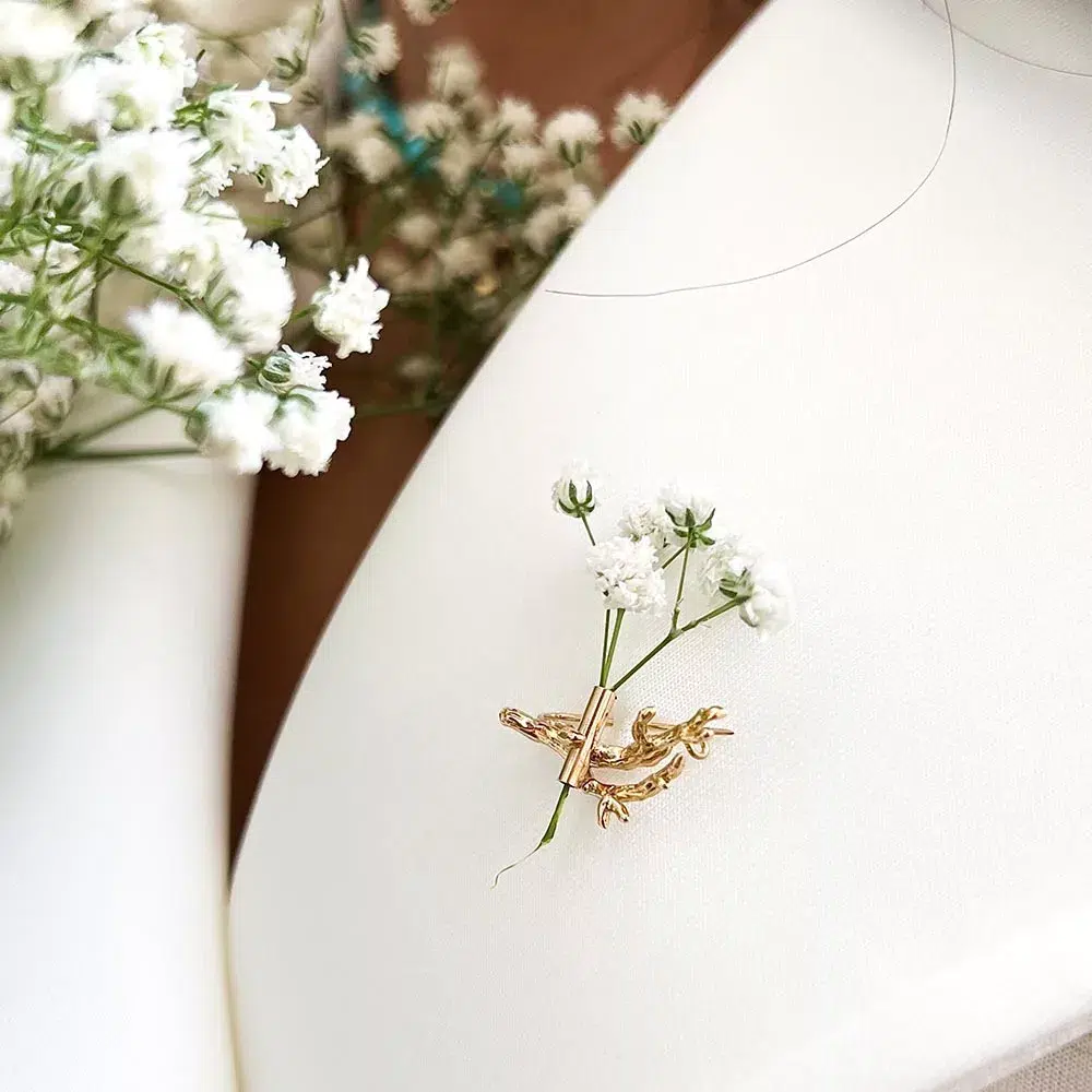 سنجاق سینه شاخه و گل-2