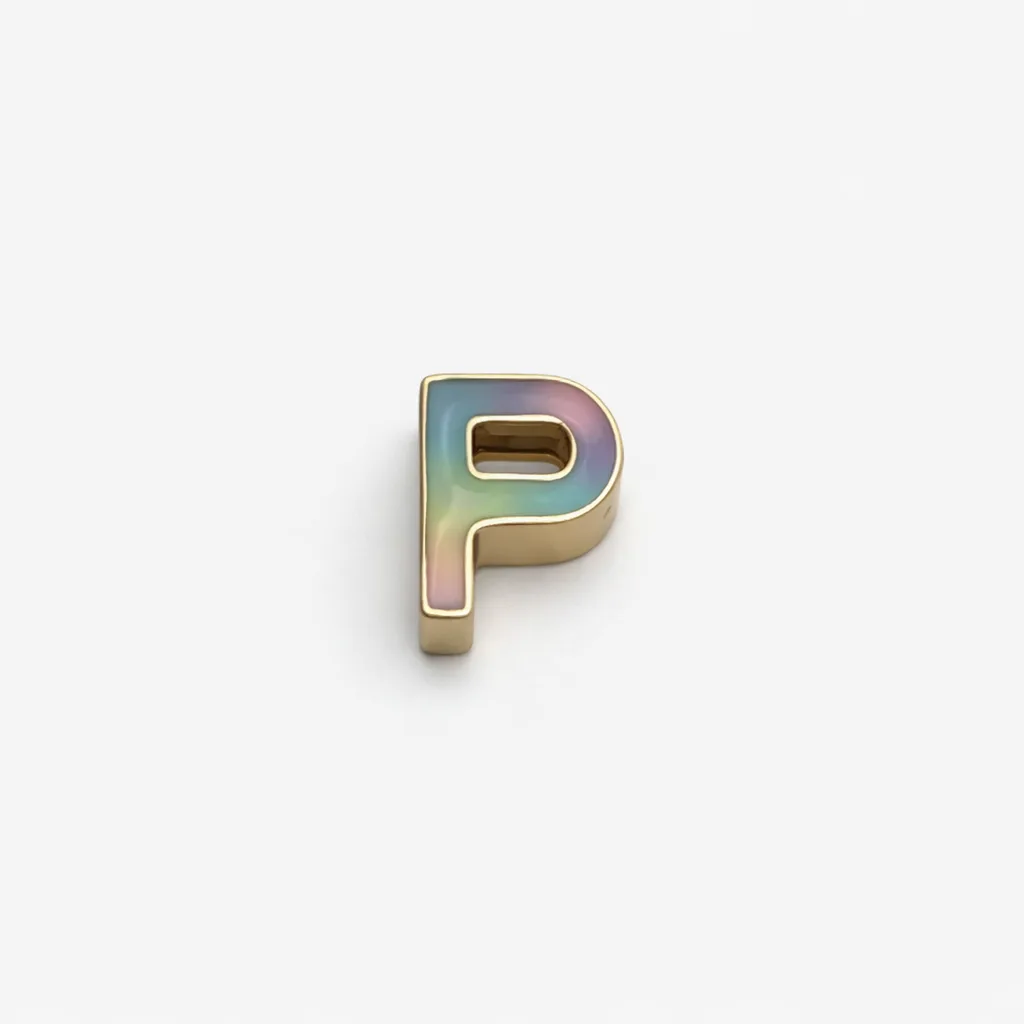 آویز حرف P مینا